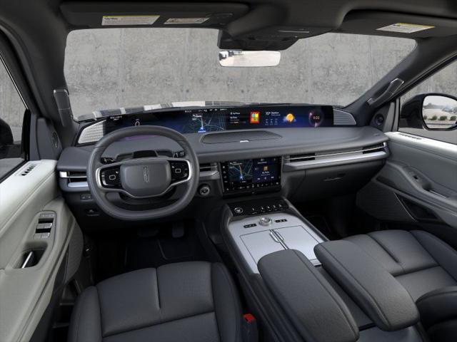 new 2025 Lincoln Navigator car, priced at $103,940