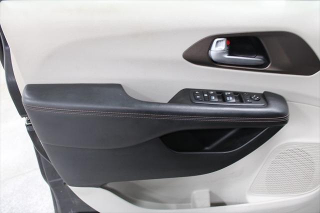 used 2018 Chrysler Pacifica car, priced at $15,676