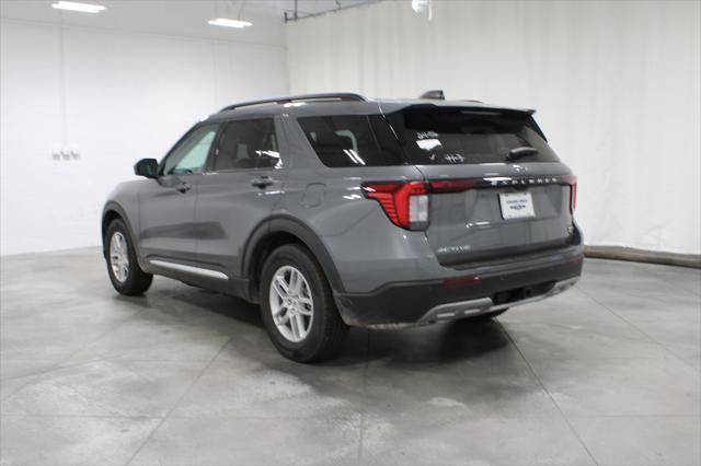 new 2025 Ford Explorer car, priced at $41,288