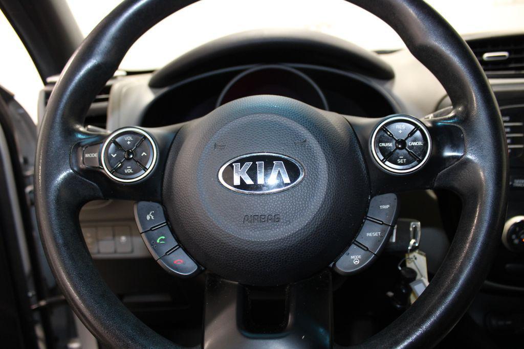 used 2015 Kia Soul car, priced at $7,148