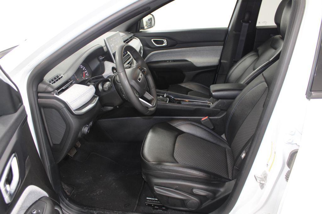used 2024 Jeep Compass car, priced at $21,258