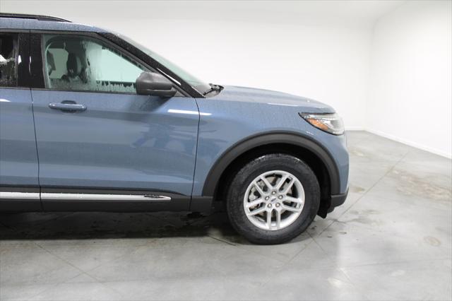 new 2025 Ford Explorer car, priced at $42,397