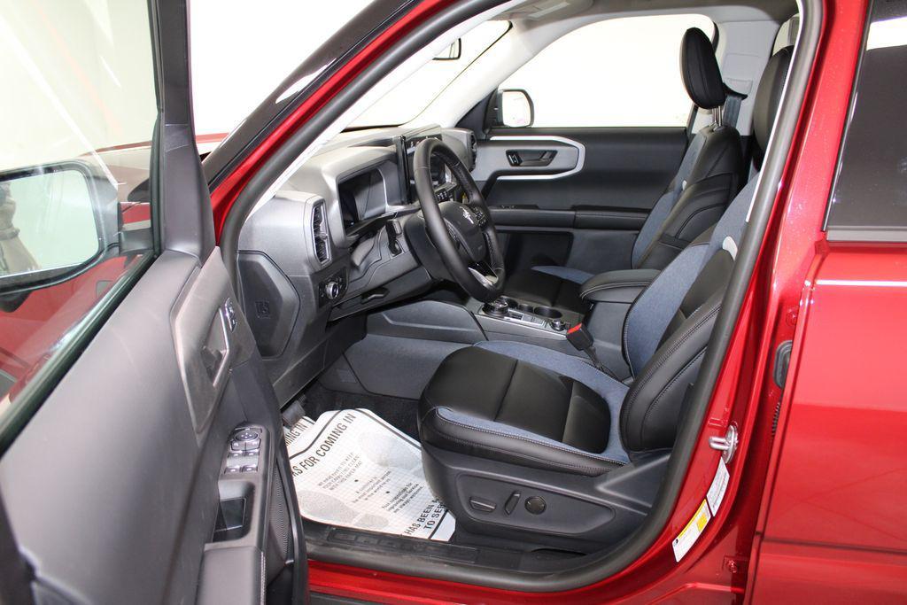 new 2025 Ford Bronco Sport car, priced at $36,821