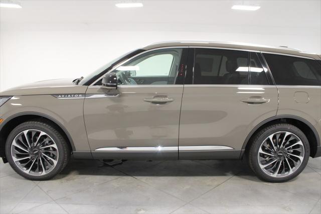 new 2025 Lincoln Aviator car, priced at $68,575