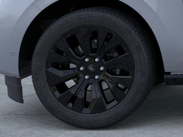 new 2025 Ford Expedition car, priced at $78,250
