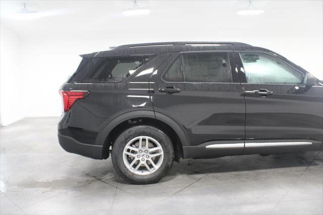 new 2025 Ford Explorer car, priced at $41,922