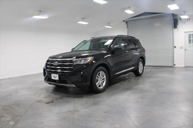 new 2025 Ford Explorer car, priced at $41,922