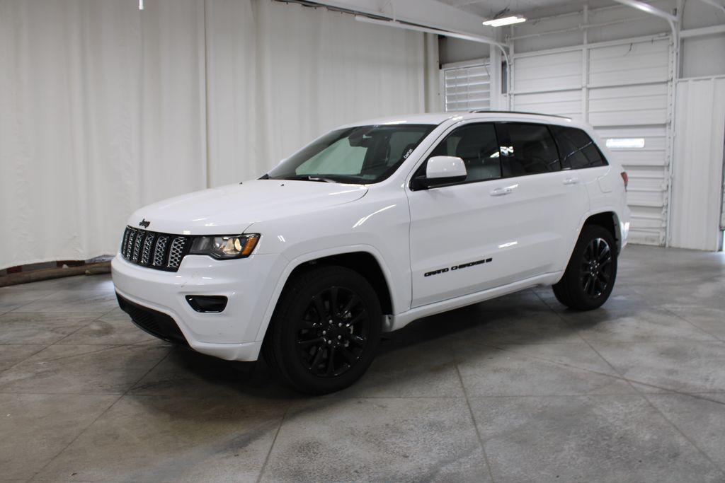 used 2022 Jeep Grand Cherokee car, priced at $23,000