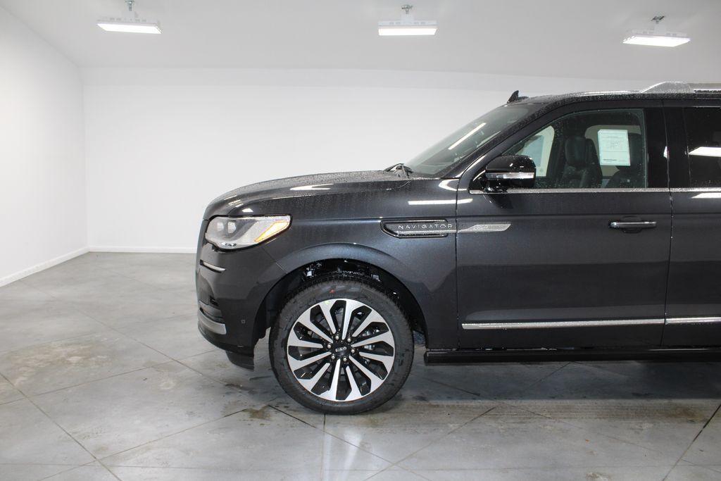 new 2024 Lincoln Navigator car, priced at $101,968