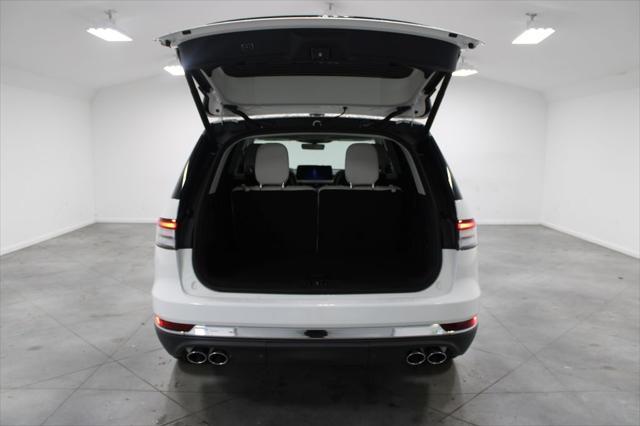 new 2025 Lincoln Aviator car, priced at $69,952