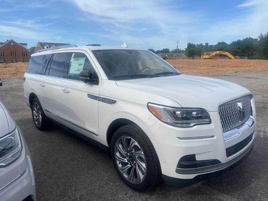 new 2024 Lincoln Navigator L car, priced at $99,340