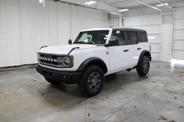 new 2024 Ford Bronco car, priced at $43,591