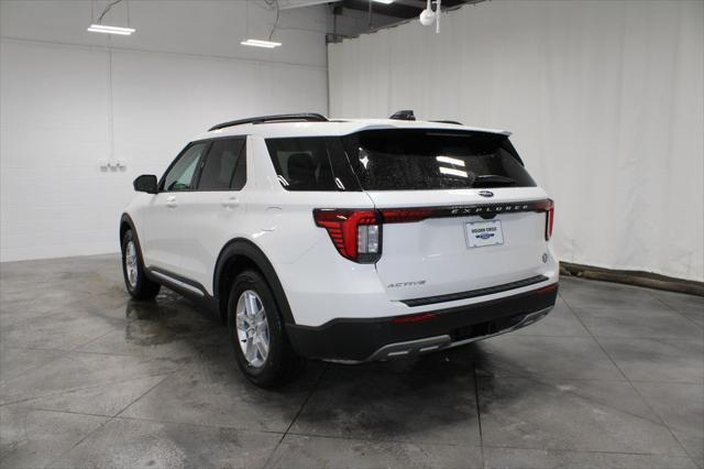 new 2025 Ford Explorer car, priced at $43,595