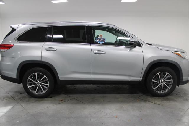 used 2019 Toyota Highlander car, priced at $20,897