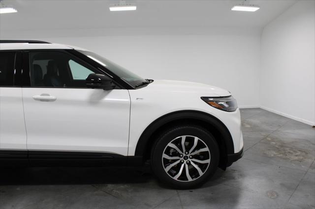 new 2025 Ford Explorer car, priced at $43,503