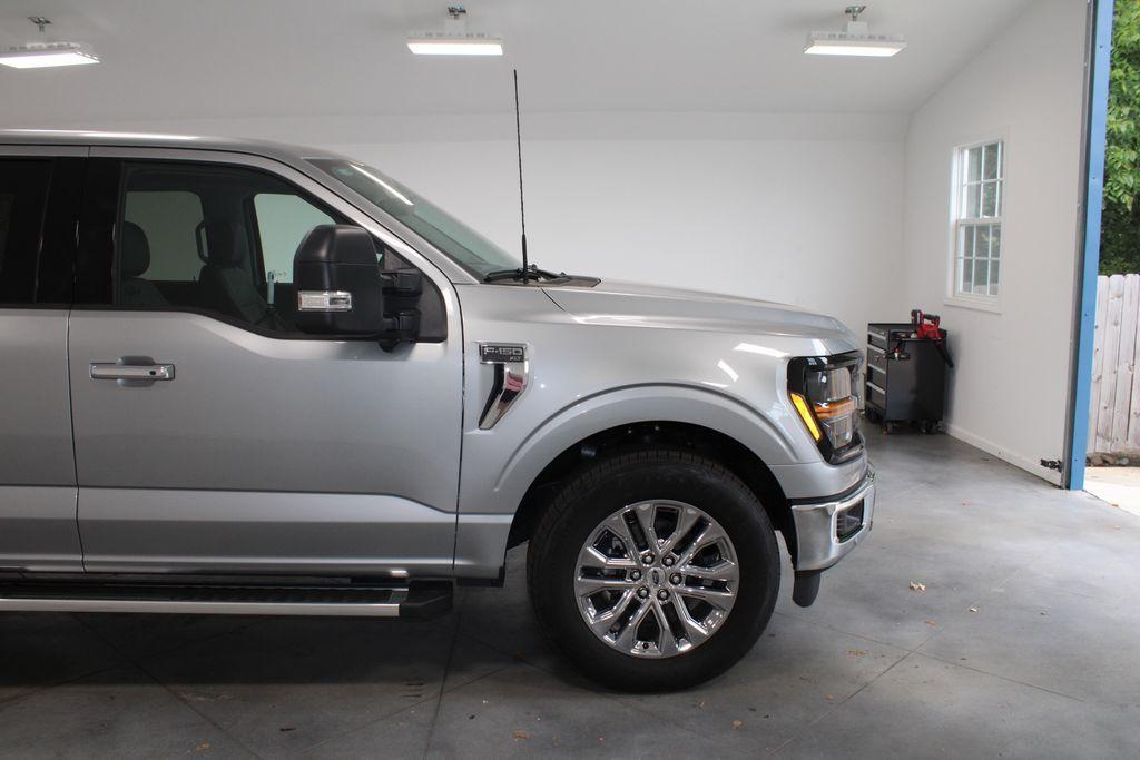 new 2024 Ford F-150 car, priced at $51,238