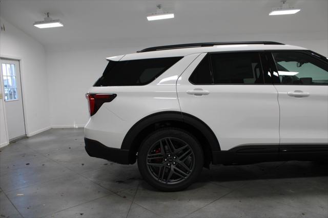 new 2025 Ford Explorer car, priced at $48,627