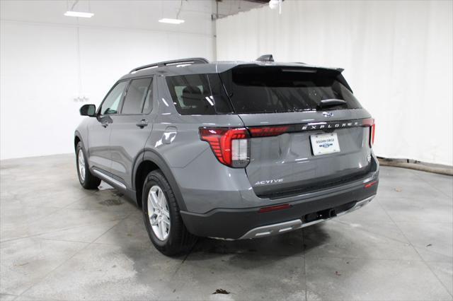 new 2025 Ford Explorer car, priced at $42,414