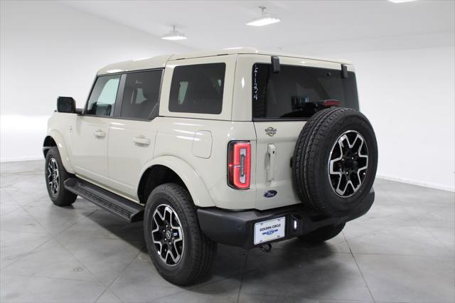 new 2025 Ford Bronco car, priced at $53,020