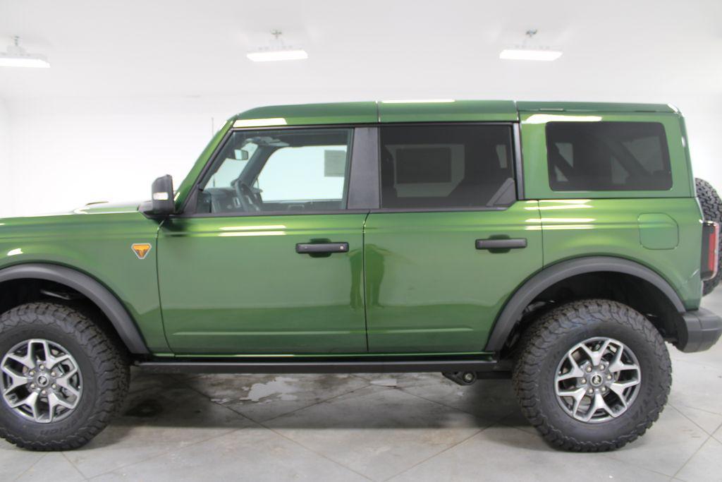 new 2025 Ford Bronco car, priced at $58,605