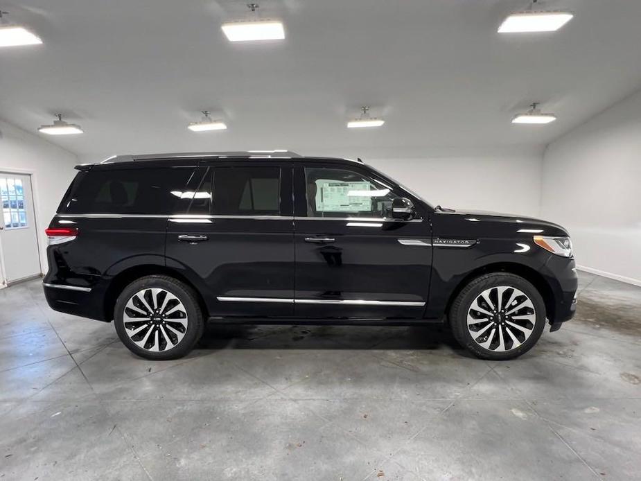 new 2024 Lincoln Navigator car, priced at $98,552