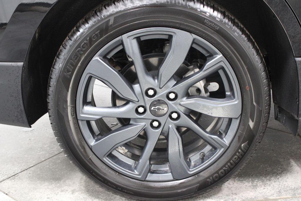 used 2024 Chevrolet Equinox car, priced at $26,000