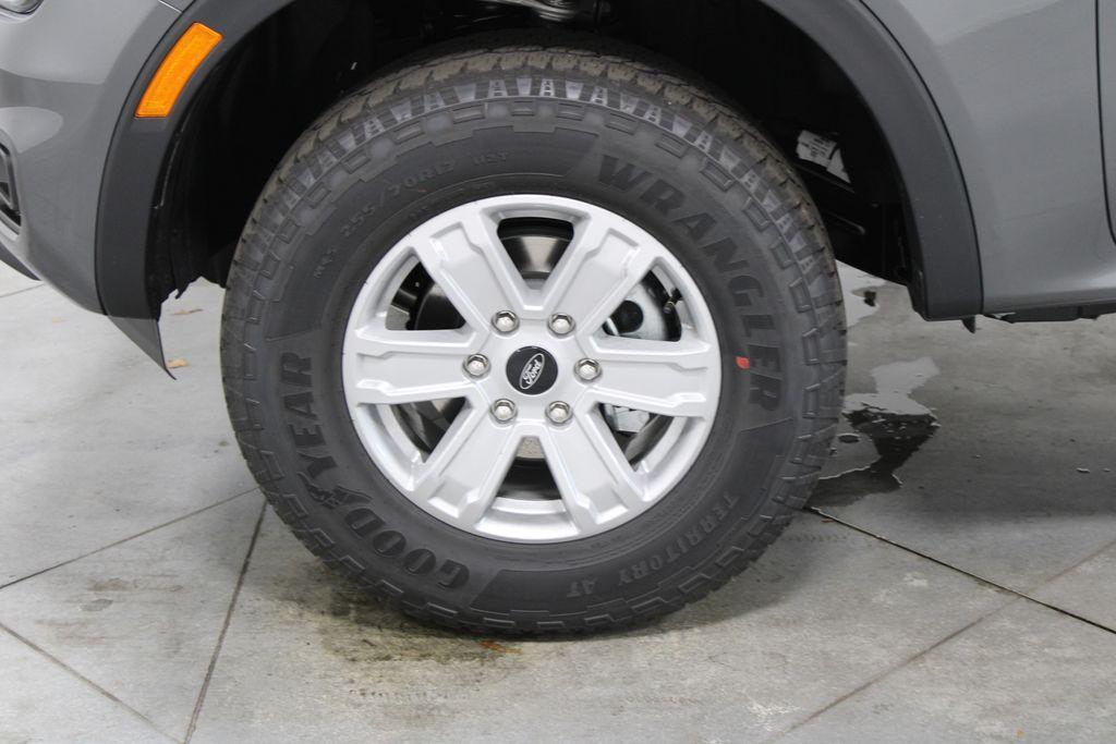 new 2025 Ford Ranger car, priced at $31,988