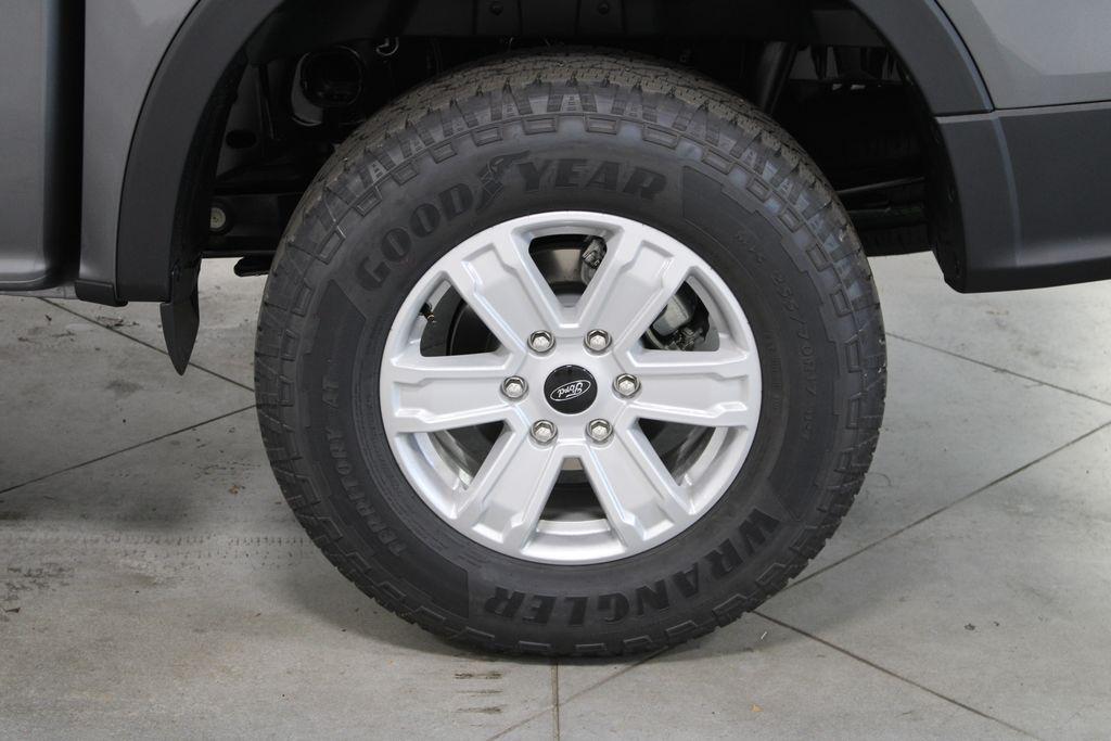 new 2025 Ford Ranger car, priced at $31,988