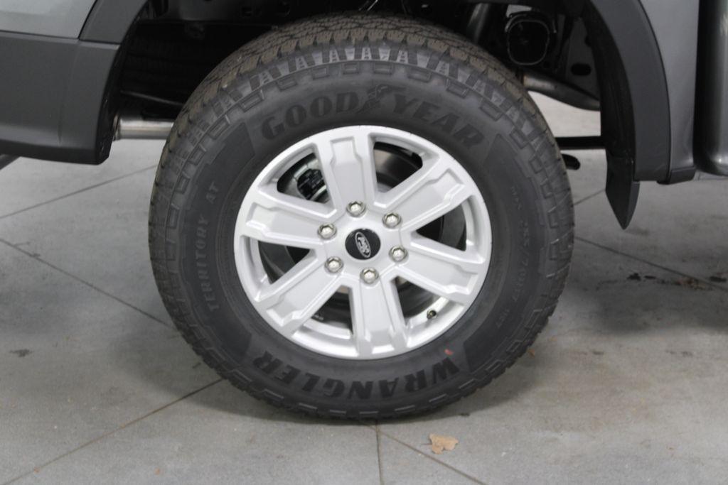 new 2025 Ford Ranger car, priced at $31,988