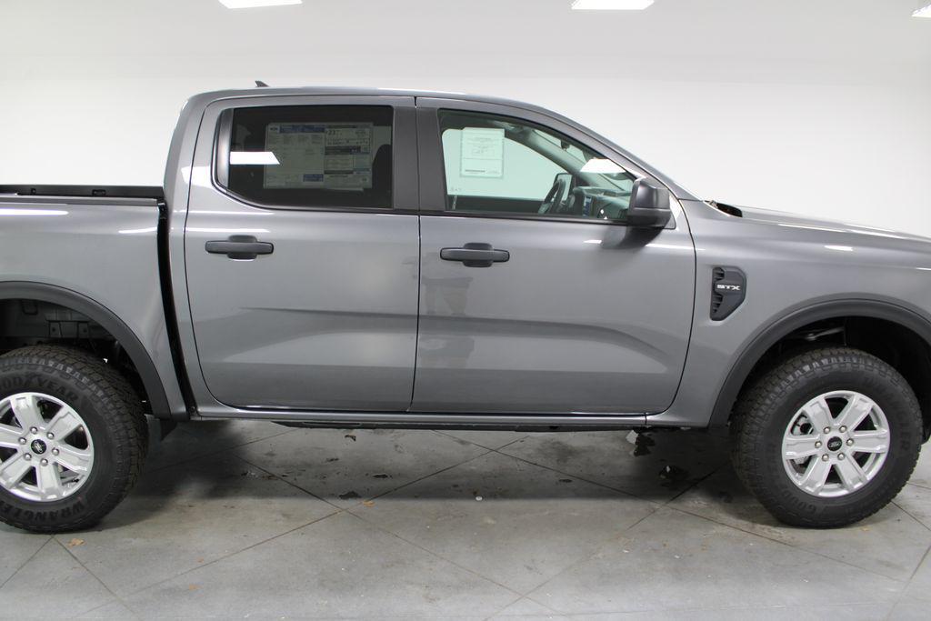 new 2025 Ford Ranger car, priced at $31,988