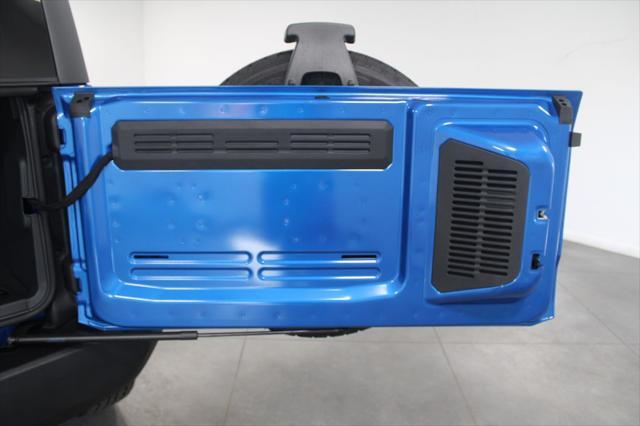 new 2025 Ford Bronco car, priced at $43,991