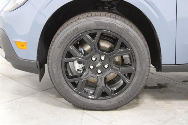 new 2025 Ford Maverick car, priced at $33,984