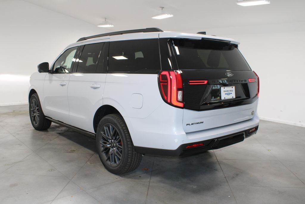 new 2025 Ford Expedition car, priced at $82,673