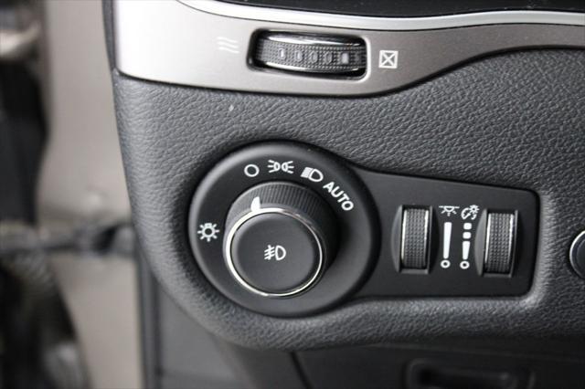 used 2019 Jeep Cherokee car, priced at $12,828