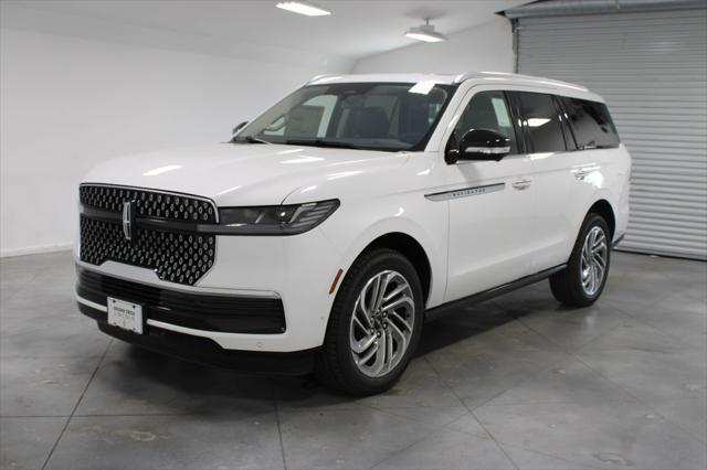 new 2025 Lincoln Navigator car, priced at $104,311