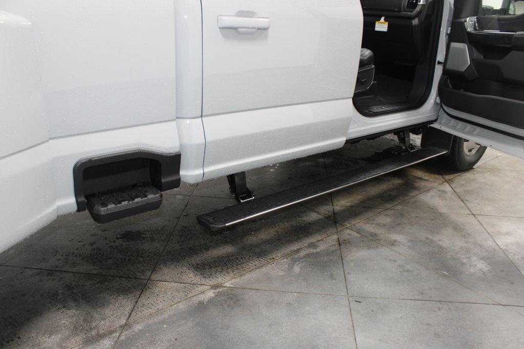 new 2025 Ford F-350 car, priced at $92,544