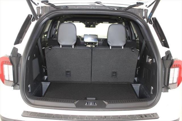 new 2025 Ford Explorer car, priced at $55,565