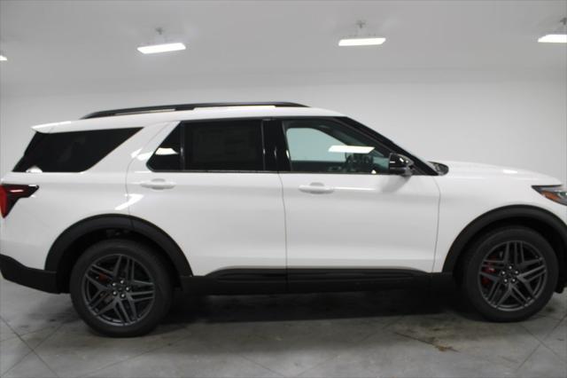 new 2025 Ford Explorer car, priced at $55,565