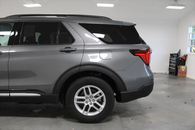 new 2025 Ford Explorer car, priced at $42,414