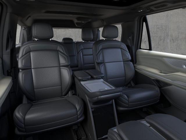 new 2025 Lincoln Navigator car, priced at $112,050
