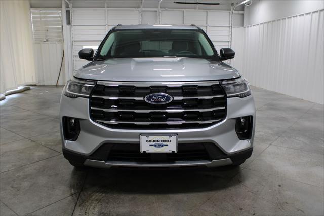 new 2025 Ford Explorer car, priced at $40,938