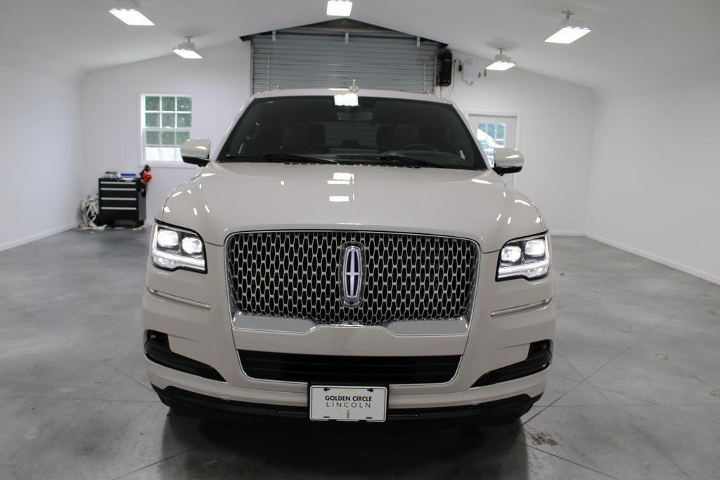 new 2024 Lincoln Navigator car, priced at $100,986