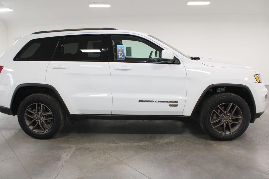 used 2017 Jeep Grand Cherokee car, priced at $11,118