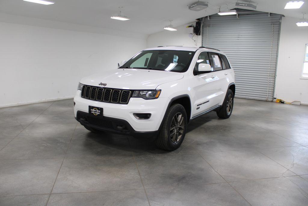 used 2017 Jeep Grand Cherokee car, priced at $11,118