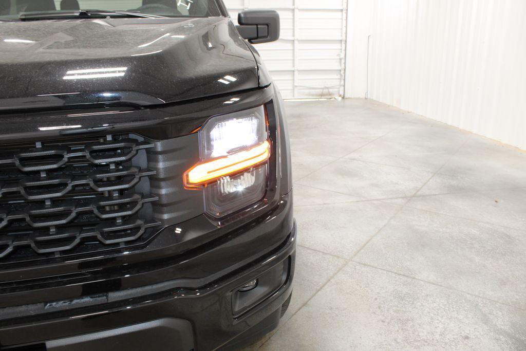 new 2025 Ford F-150 car, priced at $43,827