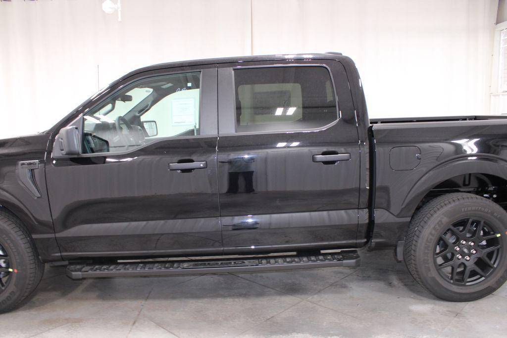 new 2025 Ford F-150 car, priced at $43,827