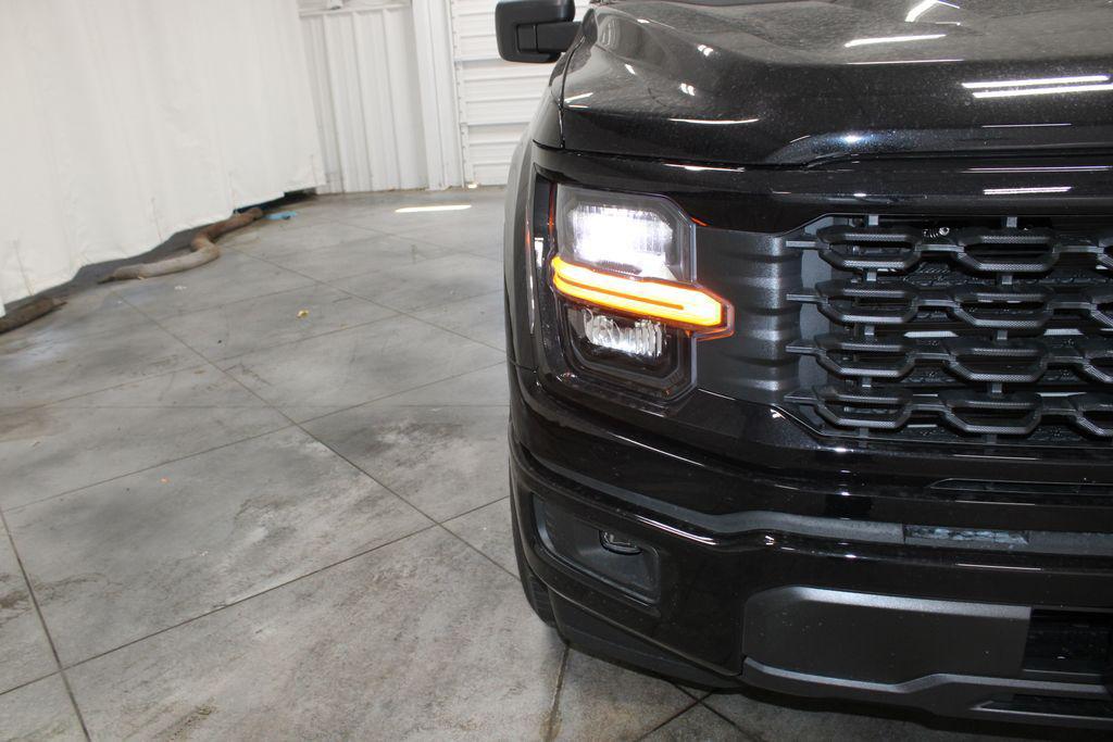 new 2025 Ford F-150 car, priced at $43,827