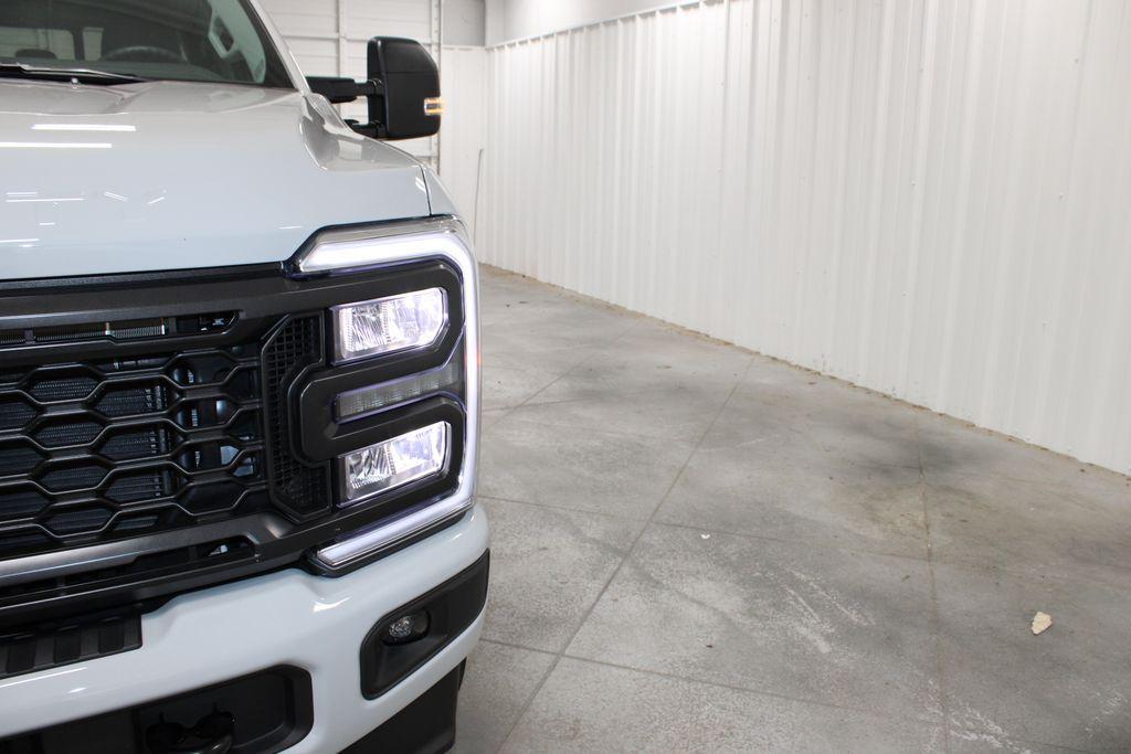 new 2025 Ford F-250 car, priced at $65,588