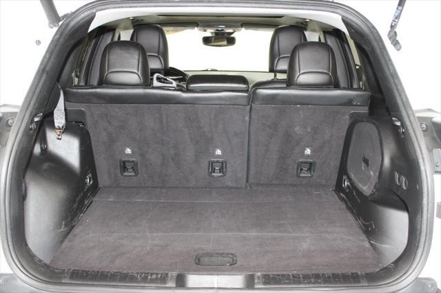 used 2021 Jeep Cherokee car, priced at $20,228