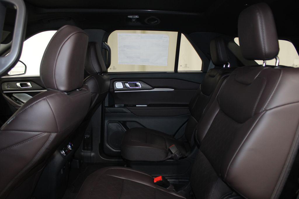 new 2025 Ford Explorer car, priced at $50,935